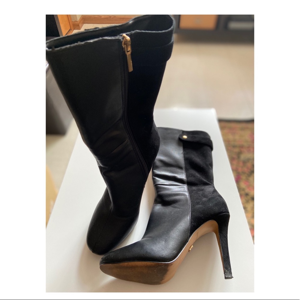 Victoria Secret Boot Heel